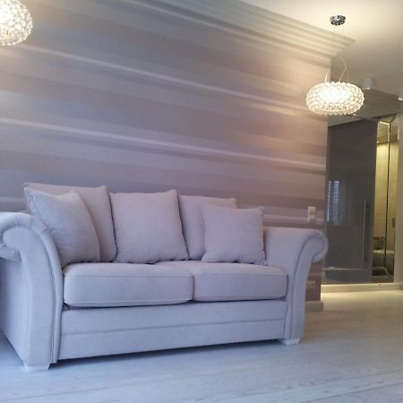 Apatrament Nadjeziorny Apartment เอลก์ ภายนอก รูปภาพ