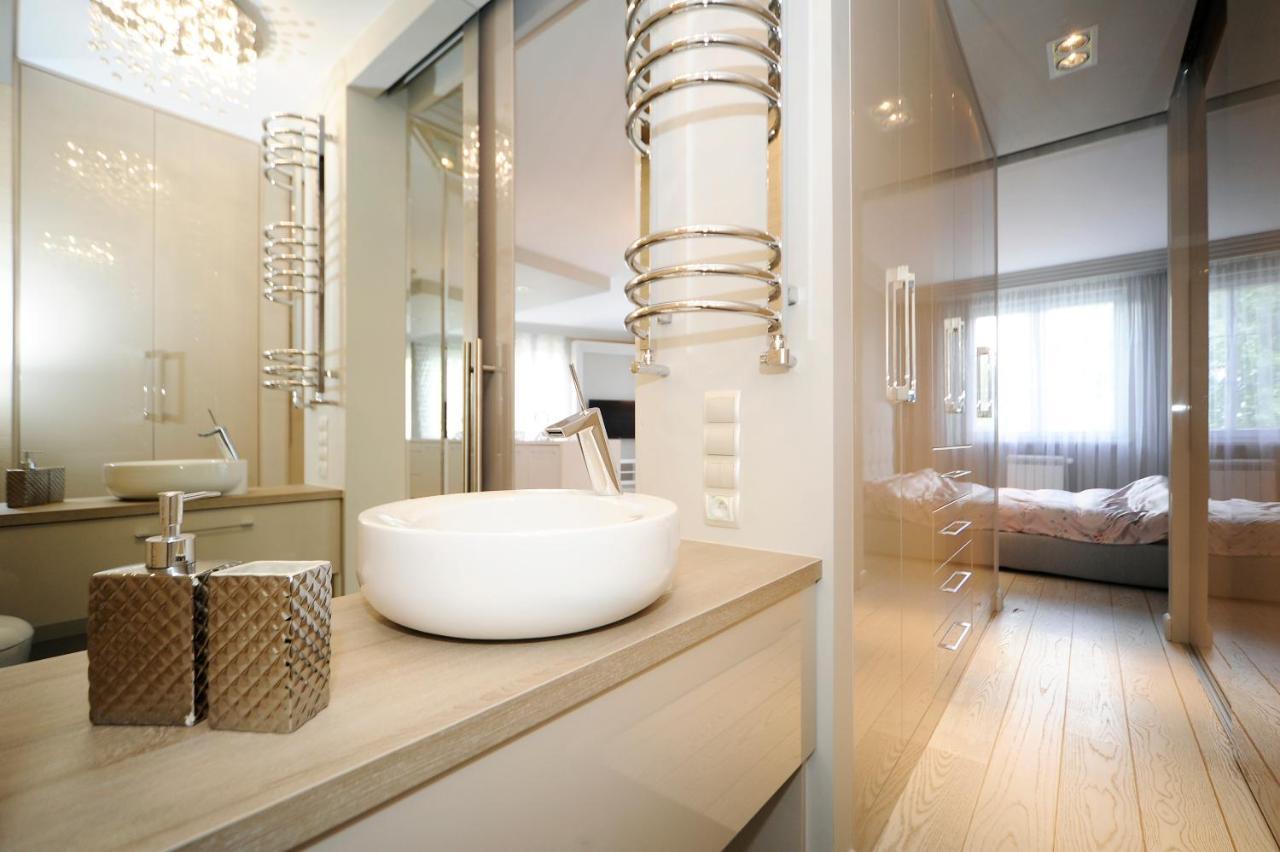 Apatrament Nadjeziorny Apartment เอลก์ ภายนอก รูปภาพ